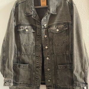 GAP Women’s Washed Black Denim Jacket